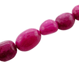 Véritable Ruby Perles, 14 pouces de longueur, 146,5 Cts 39 pieces